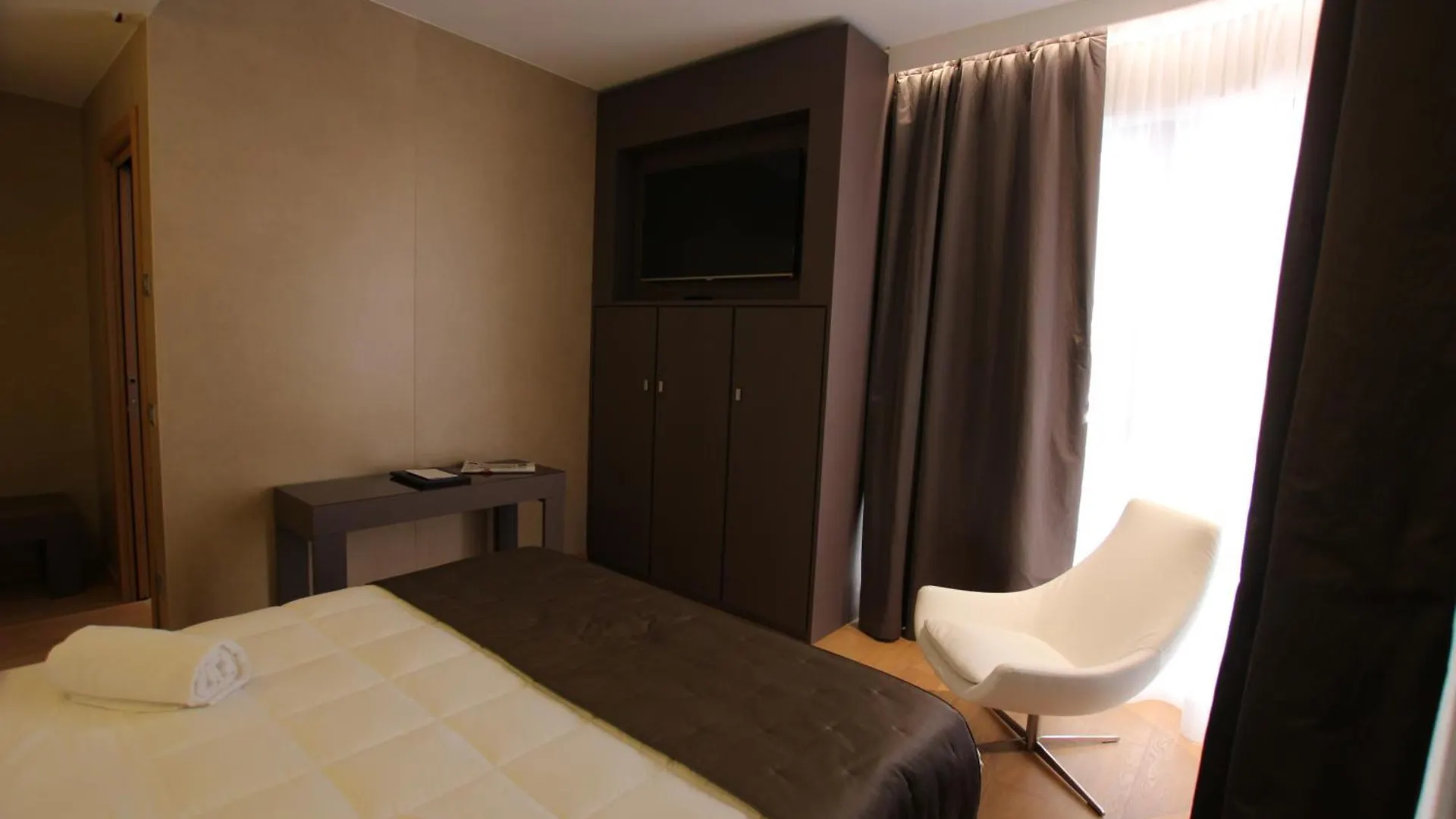****  Mokinba Hotels Baviera Milano Italien