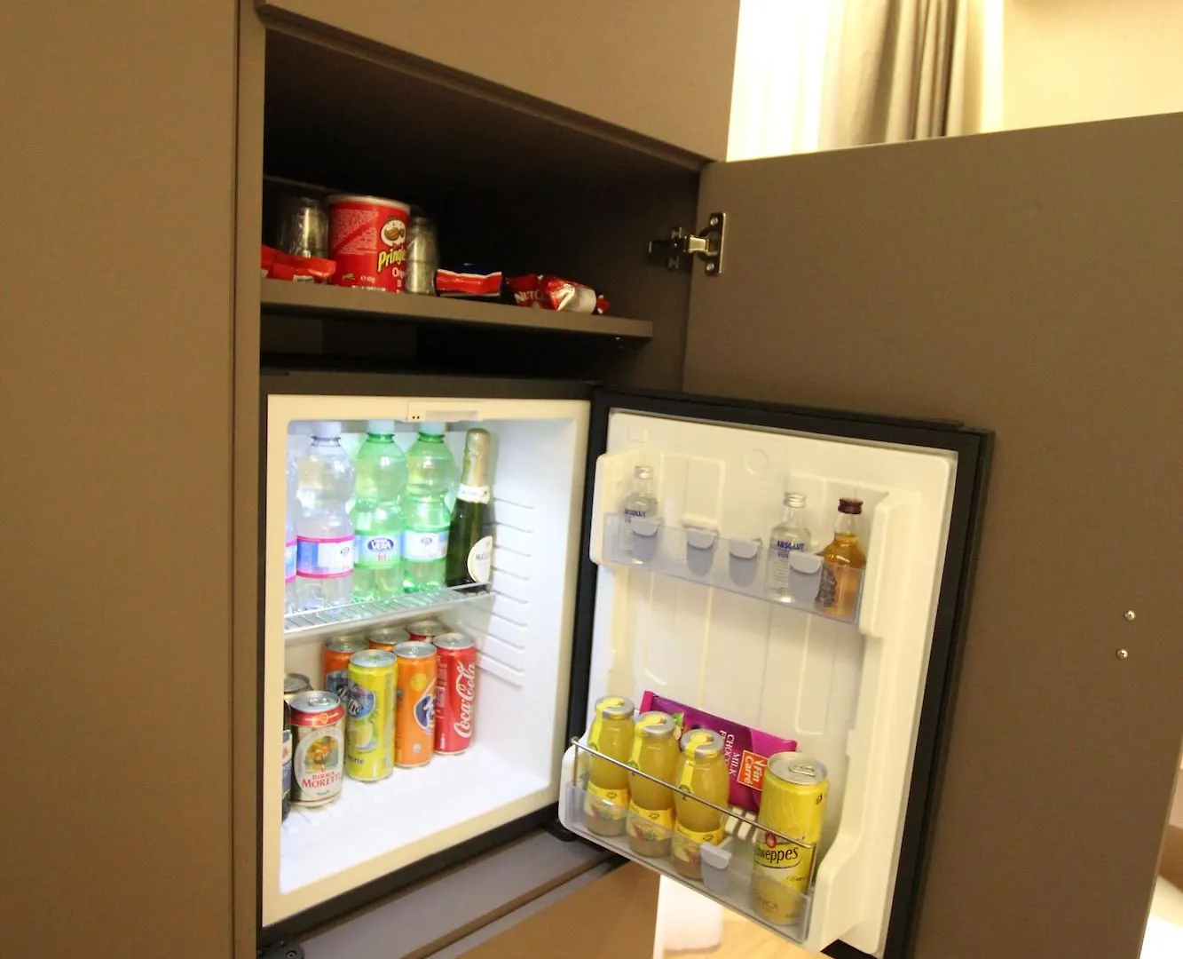 Mokinba Hotels Baviera Milan 4*,