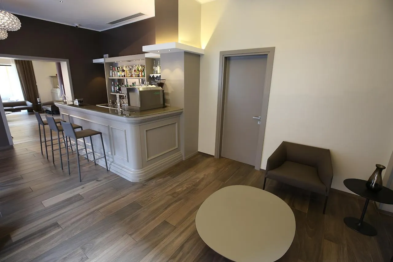 Mokinba Hotels Baviera Milan